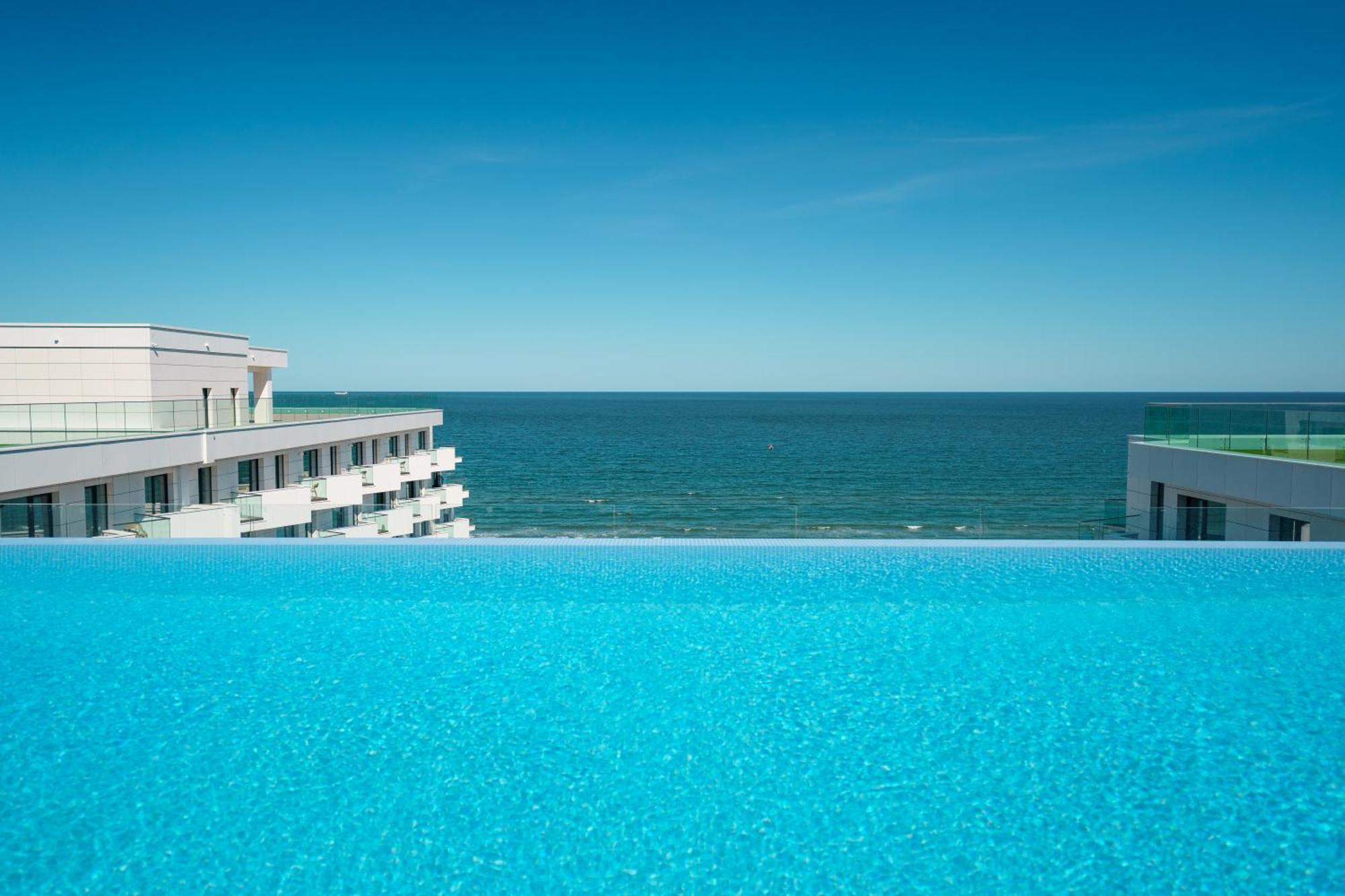 Royale Sundance 224 Infinity Beach Pool & Spa Mamaia Nord Năvodari Exterior foto