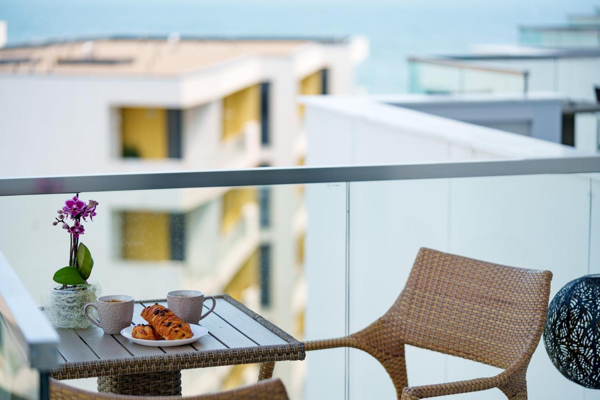 Royale Sundance 224 Infinity Beach Pool & Spa Mamaia Nord Năvodari Exterior foto